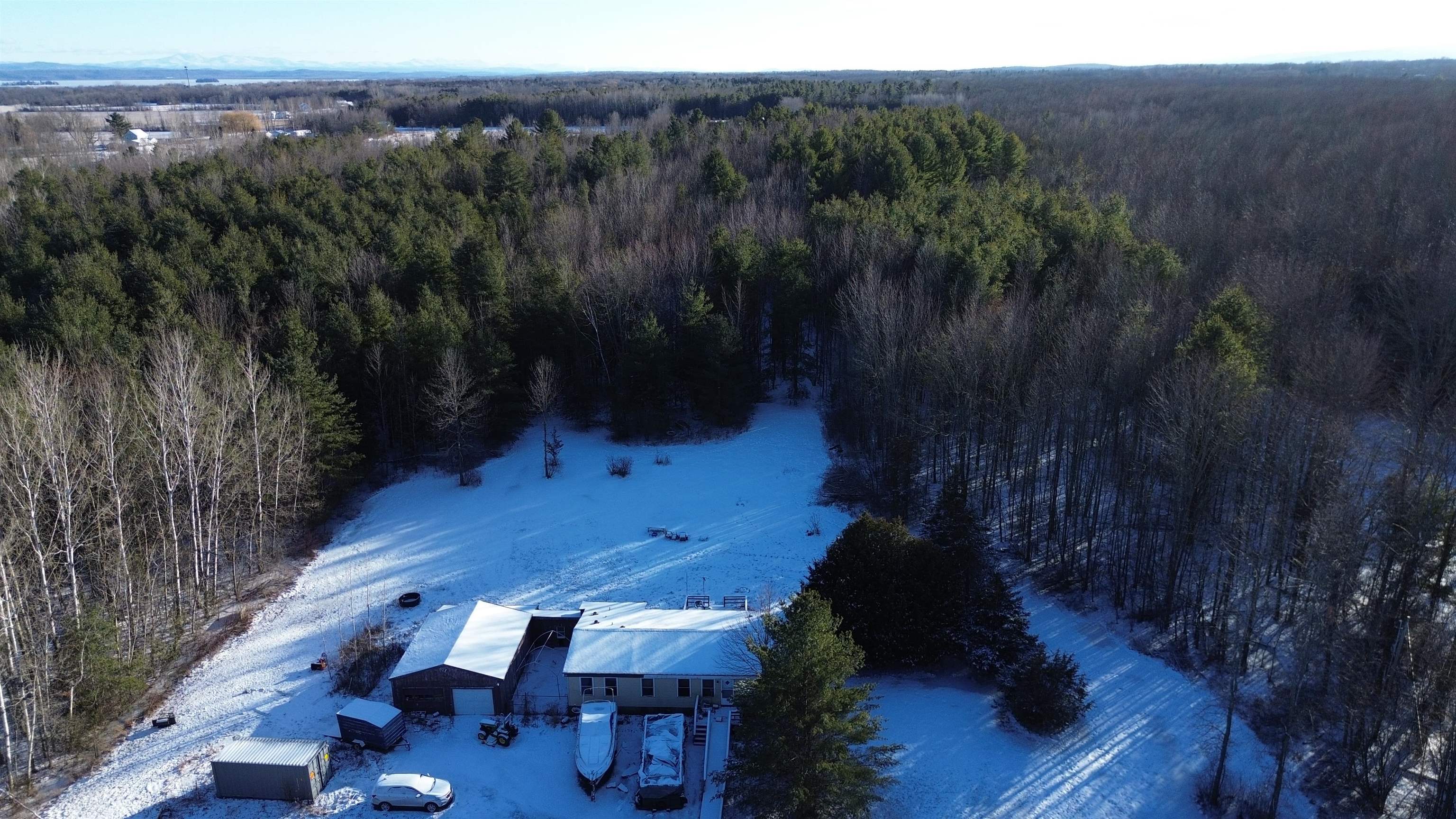 83 Hyde Road Grand Isle, VT 05458 - Photo 2 of 15