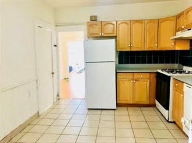 8 Berkeley Street, Unit 3 Watertown, MA 02472 - Photo 12 of 14