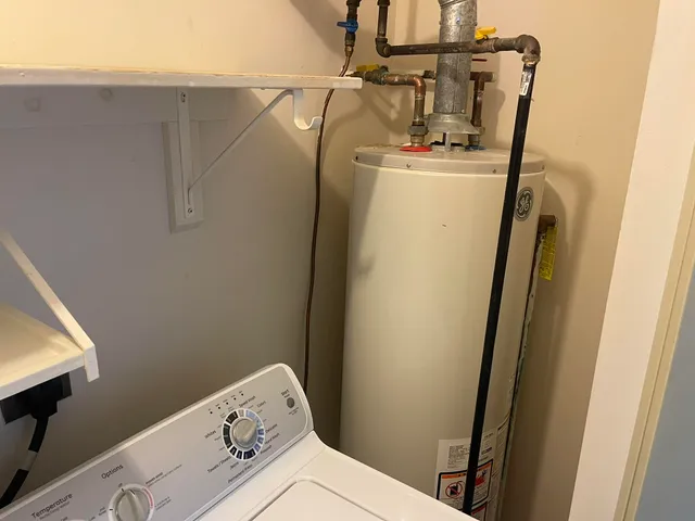 $2,000 | 3005 Fernwood Avenue, Unit 103, Ann Arbor, MI 48108