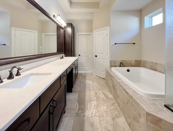 $3,300 | 5207 Gibson Street, Unit A, Houston, TX 77007