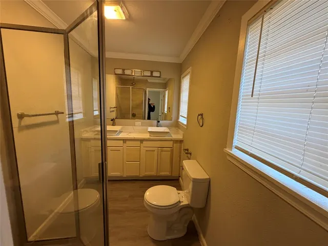 $1,800 | 4504 Hunter Avenue, Shreveport, LA 71107