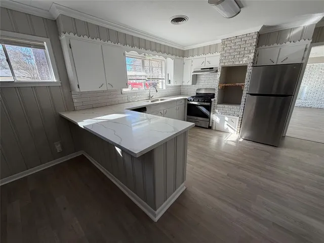 $1,800 | 4504 Hunter Avenue, Shreveport, LA 71107