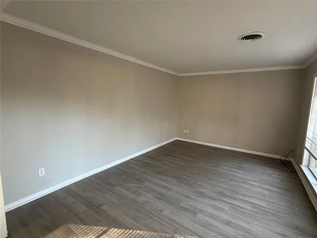 $1,800 | 4504 Hunter Avenue, Shreveport, LA 71107