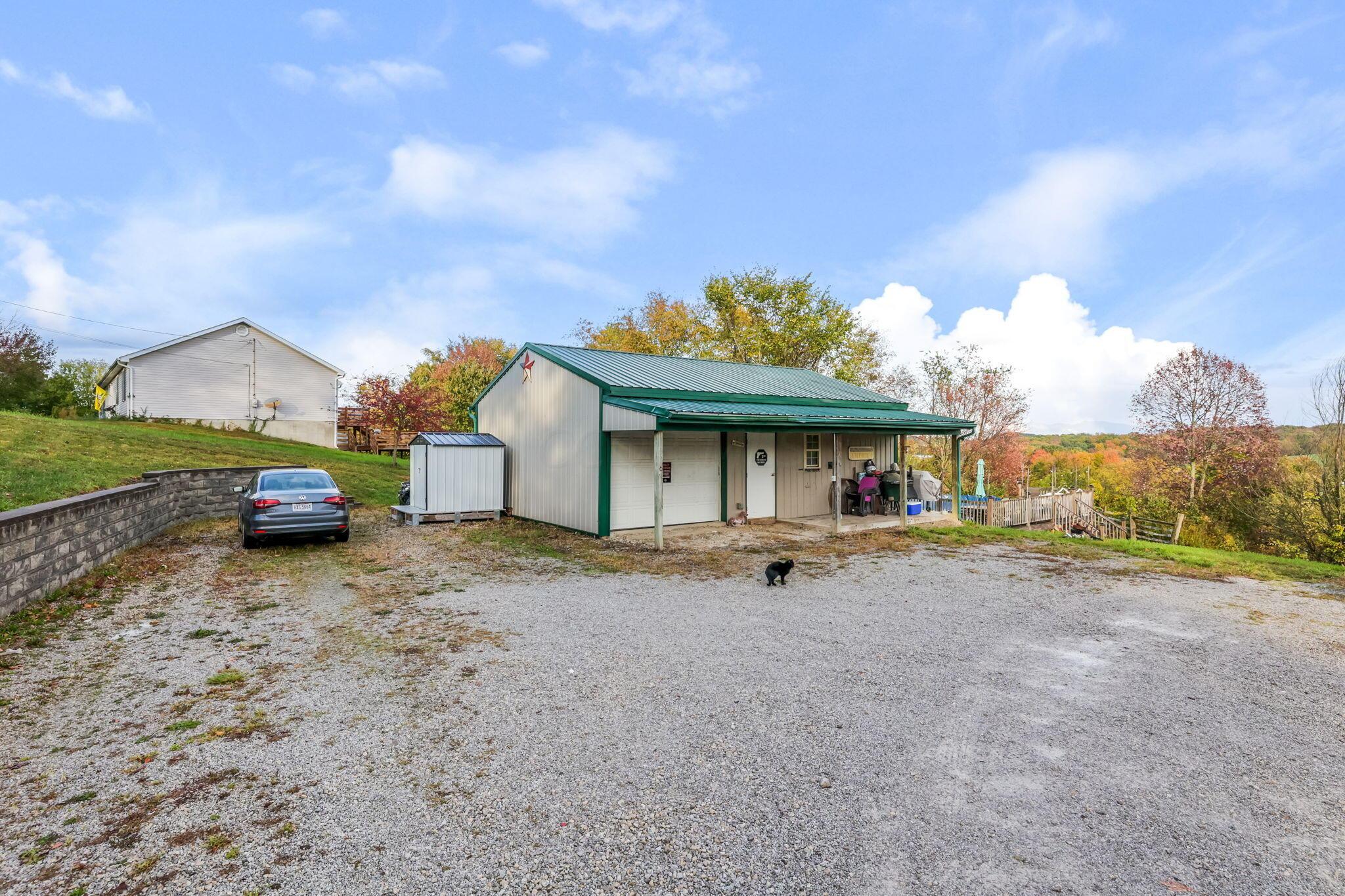 3241 Ritchey Road Southeast Heath, OH 43056 - Photo 92 of 116 24x32 Barn w/ Porch