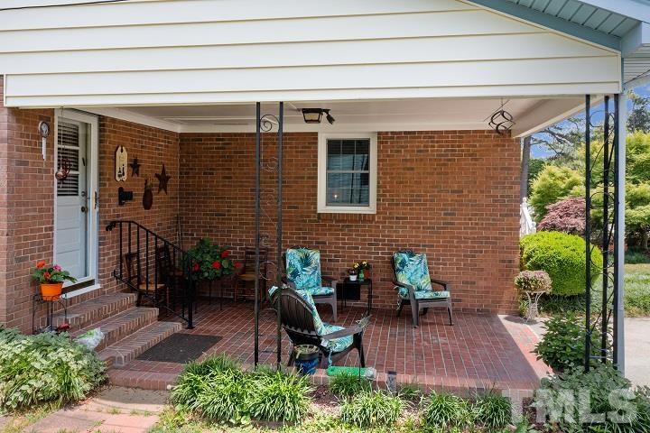 207 Forest Road Oxford, NC 27565 - Photo 3 of 27 Gallery Image 3