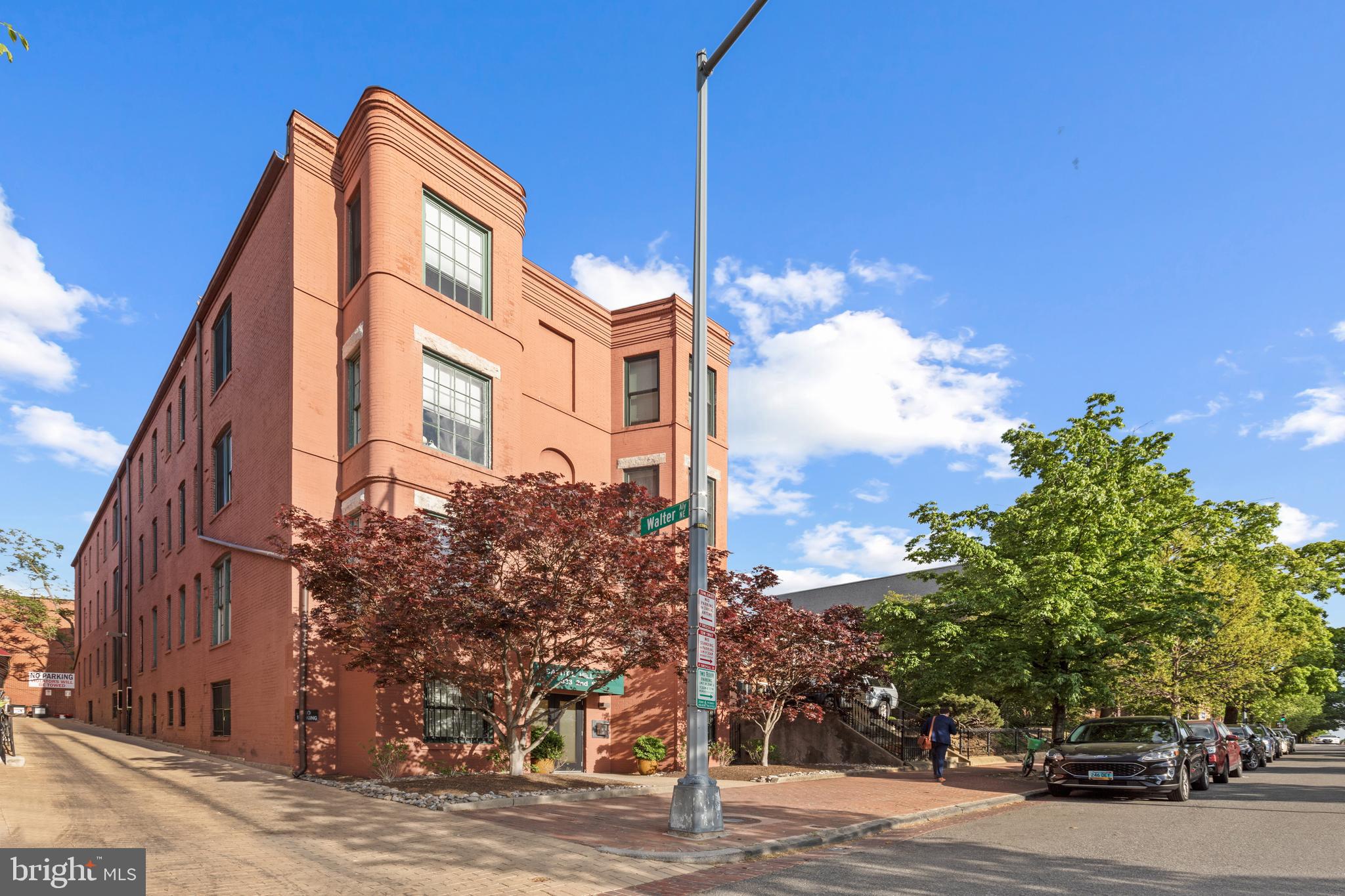 333 2nd Street Northeast, Unit 303 Washington, DC 20002 - Photo 2 of 18