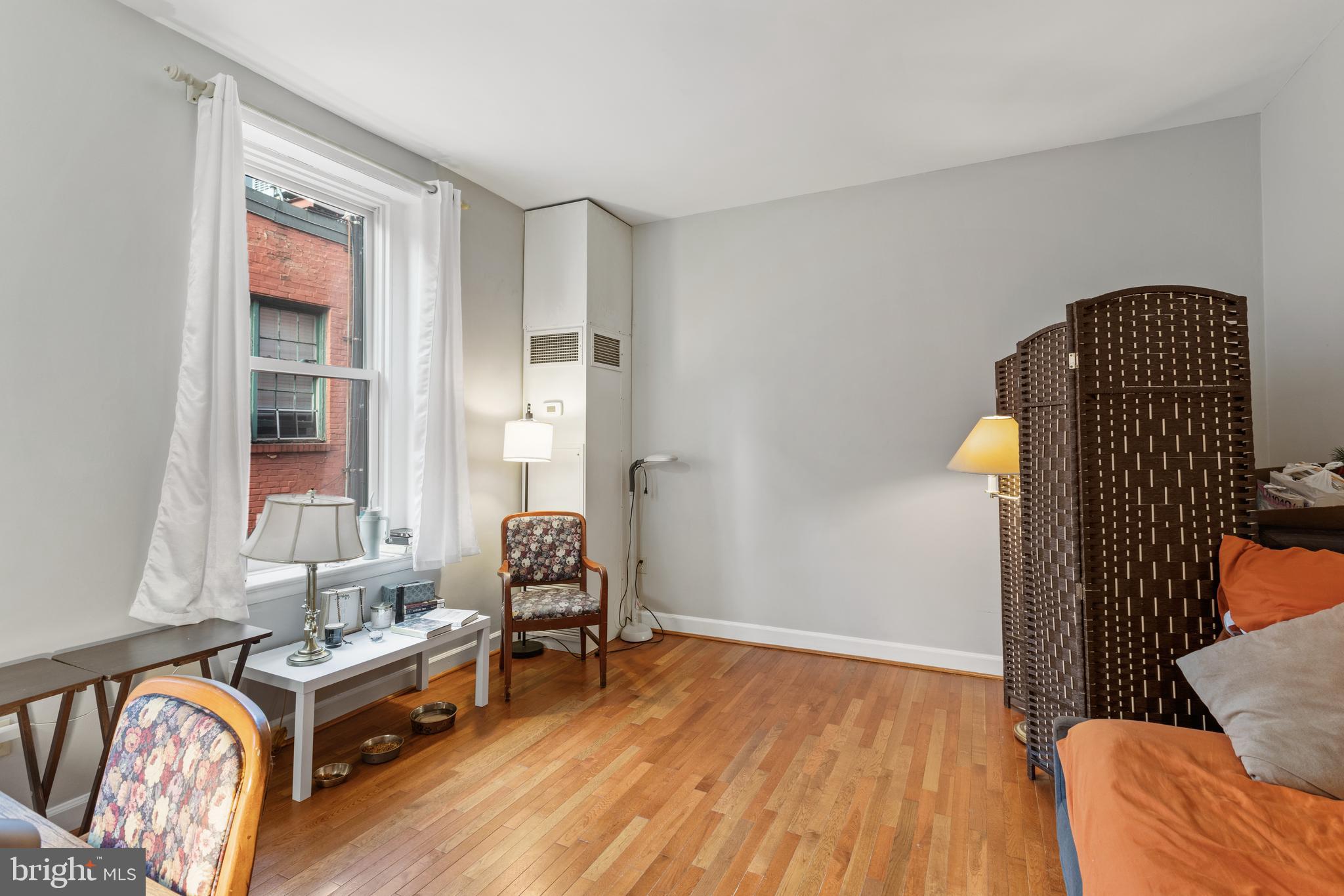 333 2nd Street Northeast, Unit 303 Washington, DC 20002 - Photo 8 of 18