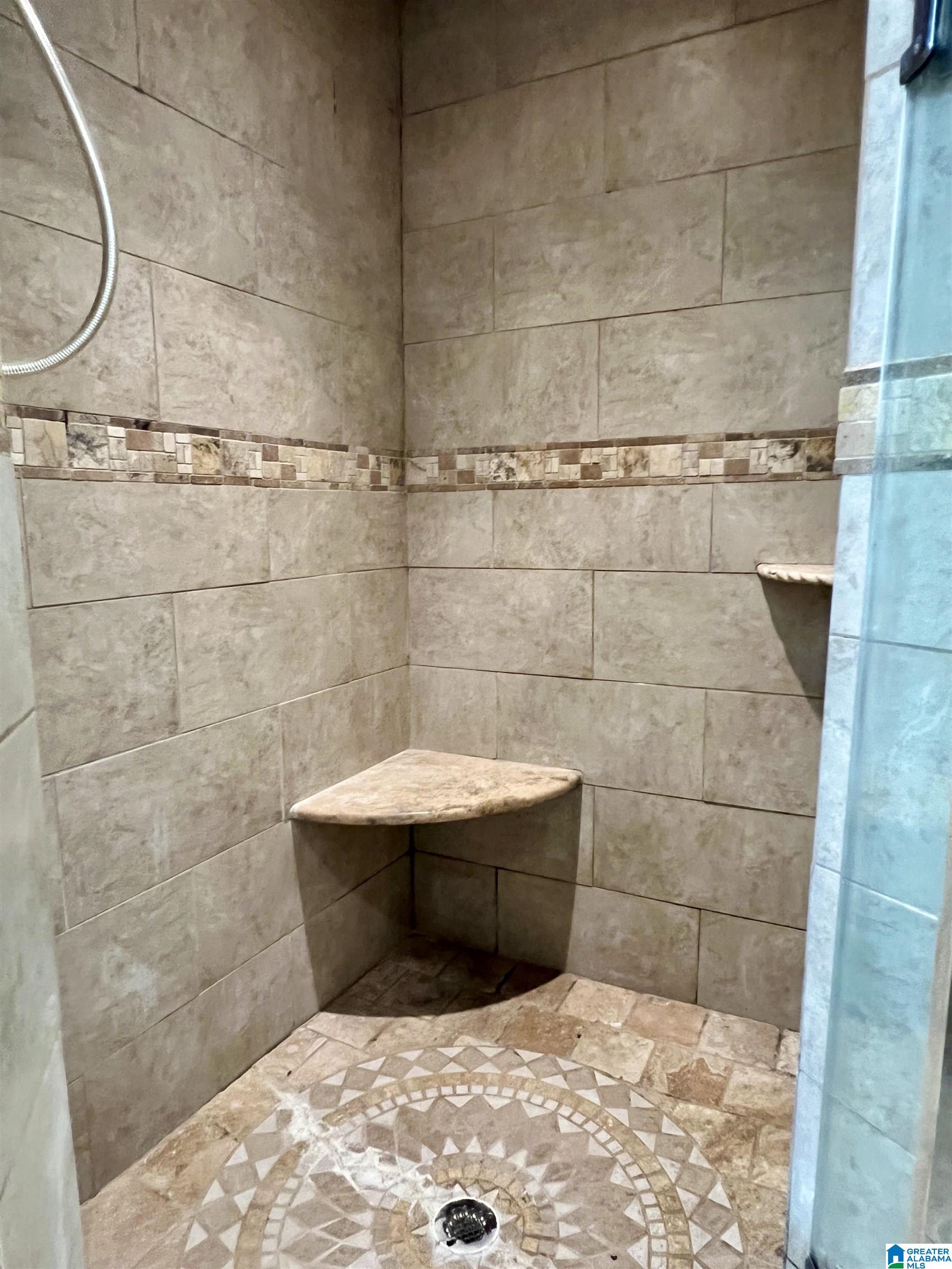 2909 McClellan Boulevard Anniston, AL 36201 - Photo 18 of 21