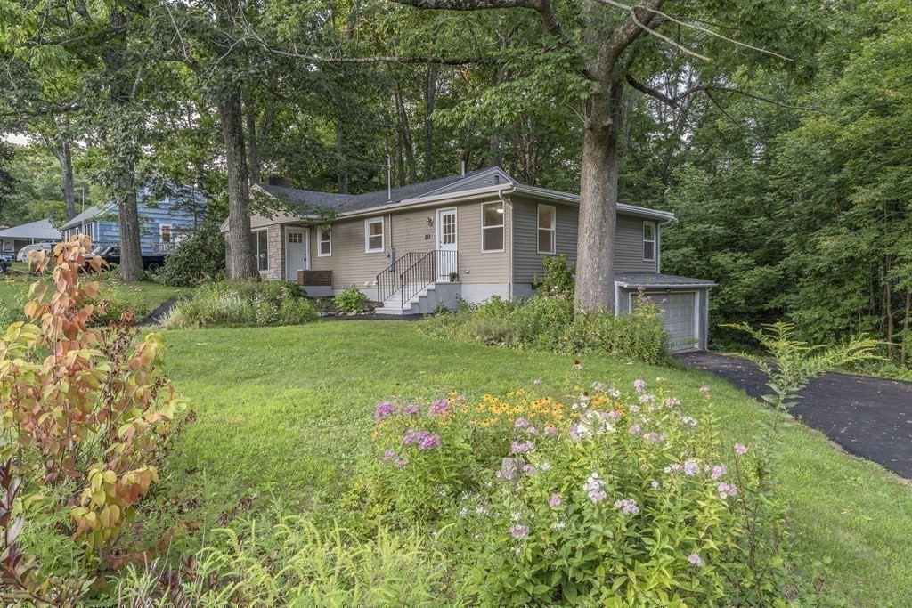 20 Laurelwood Road Rutland, MA 01543 - Photo 28 of 31 a front view of a house with garden