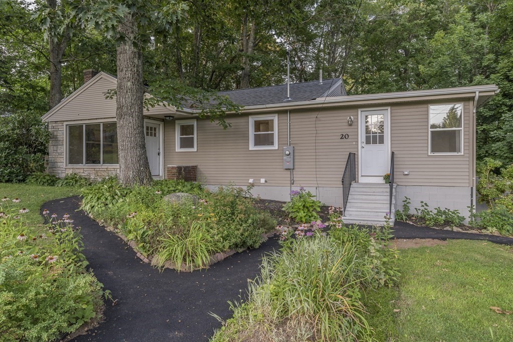 20 Laurelwood Road Rutland, MA 01543 - Photo 31 of 31 front view of a house with a yard