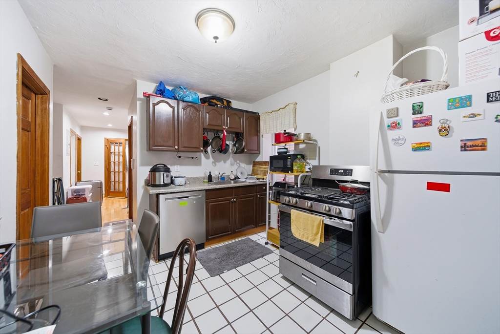 4 Fort Avenue, Unit 2 Boston, MA 02119 - Photo 6 of 17 Gallery Image 6