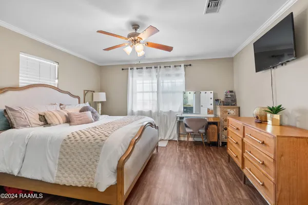 $190,000 | 44725 Lakeside Road, Gueydan, LA 70542