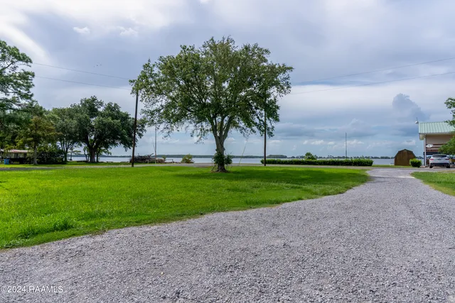 $190,000 | 44725 Lakeside Road, Gueydan, LA 70542