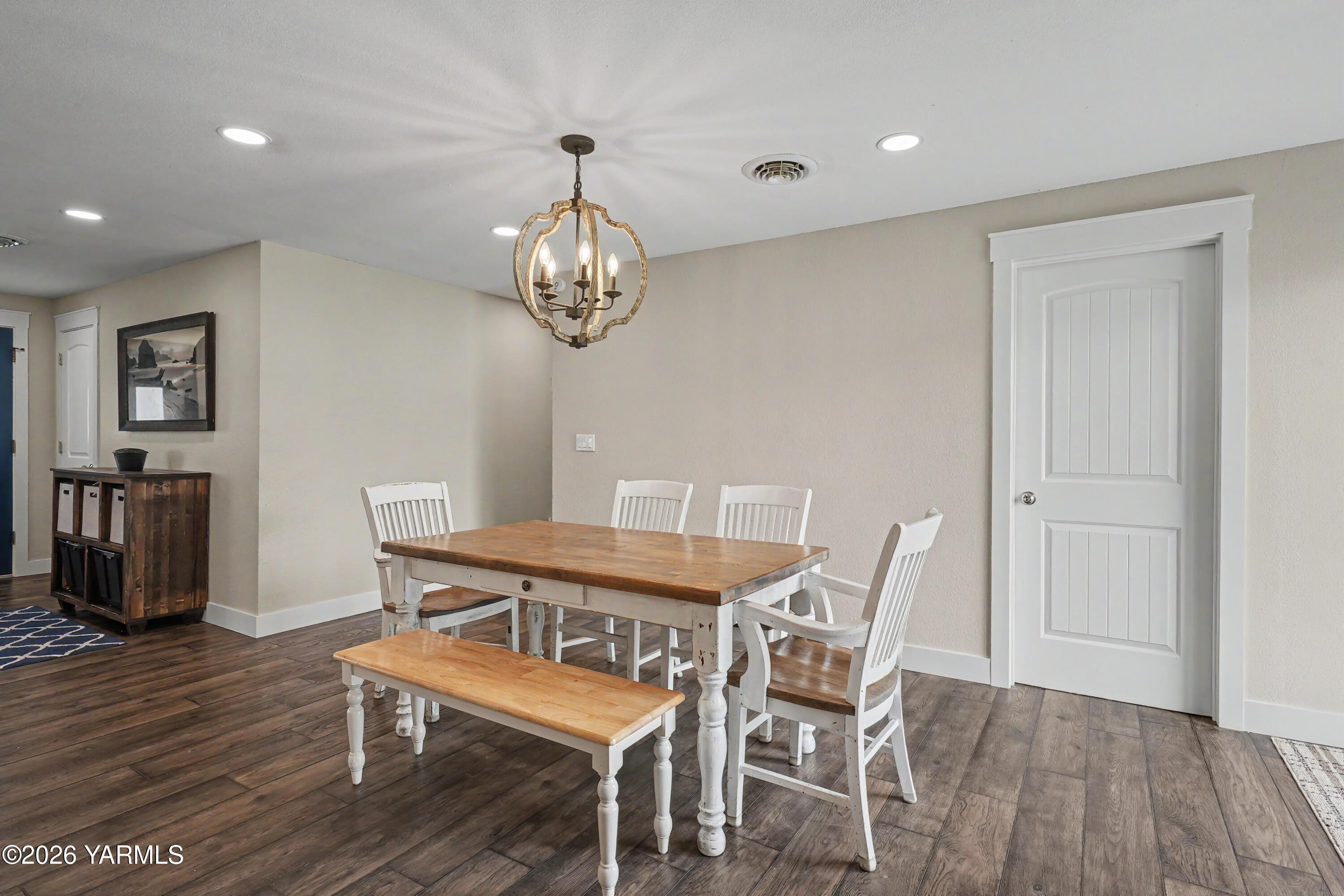 270 Westridge Road Selah, WA 98942 - Photo 29 of 66 29_dining-room