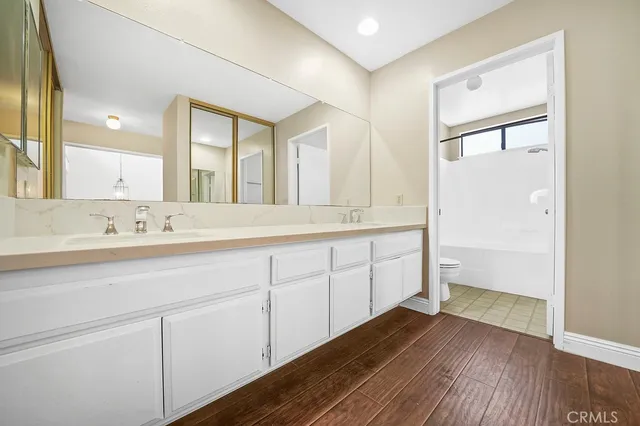 $4,300 | 73 Summerstone, Irvine, CA 92614