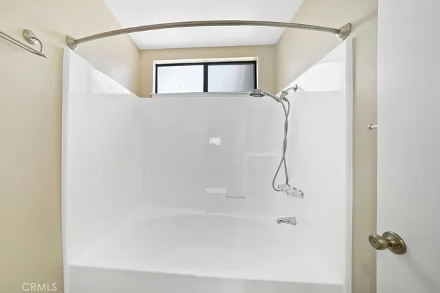 $4,300 | 73 Summerstone, Irvine, CA 92614