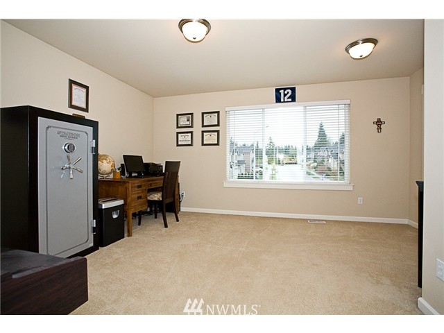 1618 170th Place Southeast Bothell, WA 98012 - Photo 13 of 15 Gallery Image 13