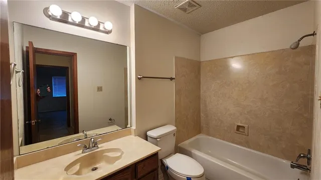 $2,200 | 1909 Killington Drive, Harvey, LA 70058