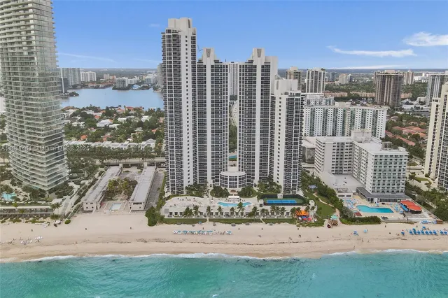 $1,850,000 | 19111 Collins Avenue, Unit 1602, Sunny Isles Beach, FL 33160
