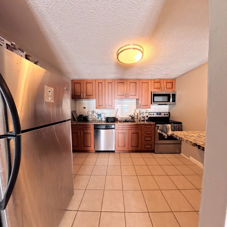 36 Bellvista Road, Unit 14 Boston, MA 02135 - Photo 5 of 16