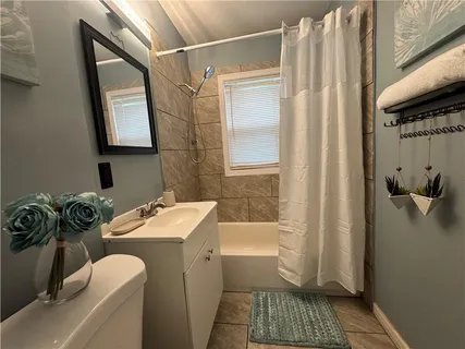 $235,000 | 5987 The Paseo, Kansas City, MO 64110