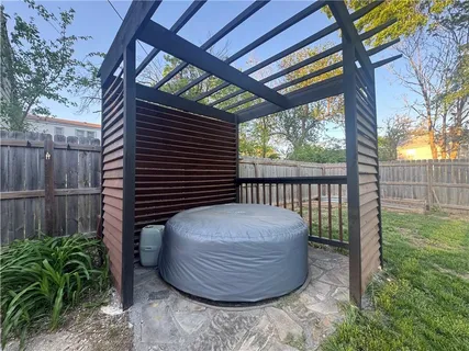 $235,000 | 5987 The Paseo, Kansas City, MO 64110
