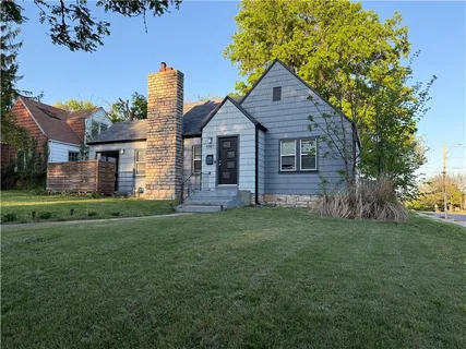 $235,000 | 5987 The Paseo, Kansas City, MO 64110