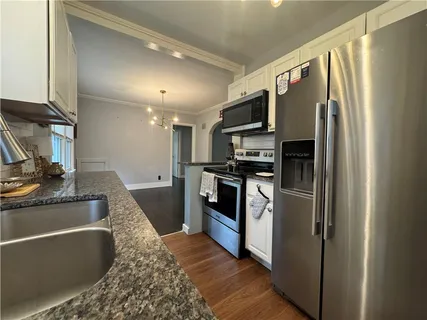 $235,000 | 5987 The Paseo, Kansas City, MO 64110