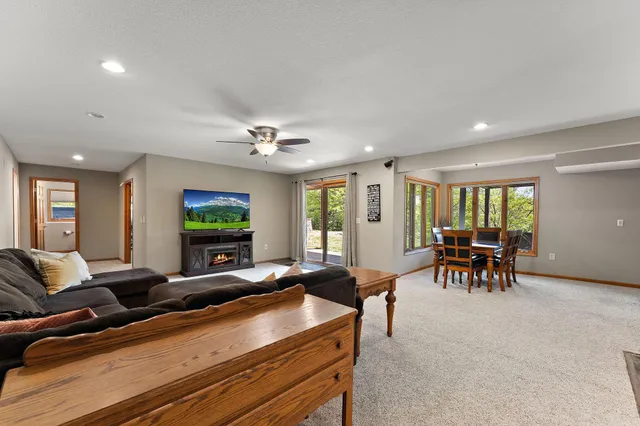 $1,820,000 | W10415 521st Avenue, Prescott, WI 54021