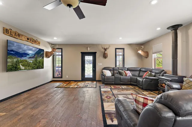 $1,820,000 | W10415 521st Avenue, Prescott, WI 54021