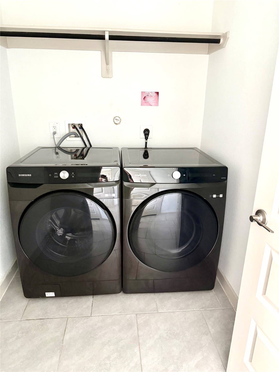 28935 Yachting Point Lane Katy, TX 77494 - Photo 28 of 38 a bathroom with a sink and a mirror