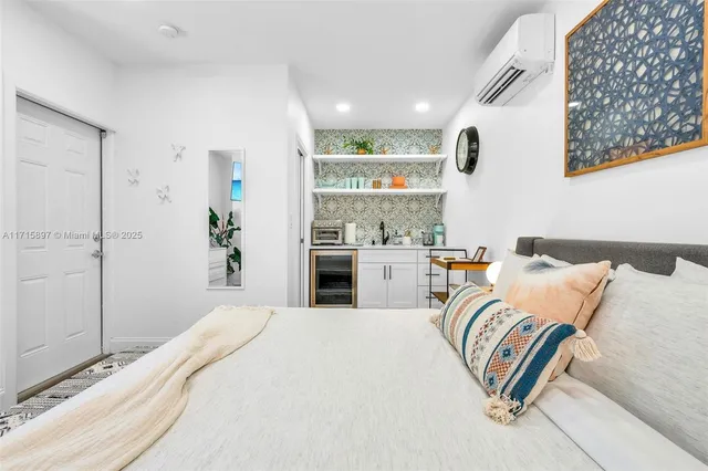 $15,500 | 822 Flamingo Drive, West Palm Beach, FL 33401