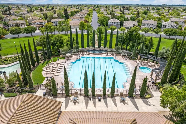 $750,000 | 9953 West Taron Drive, Elk Grove, CA 95757