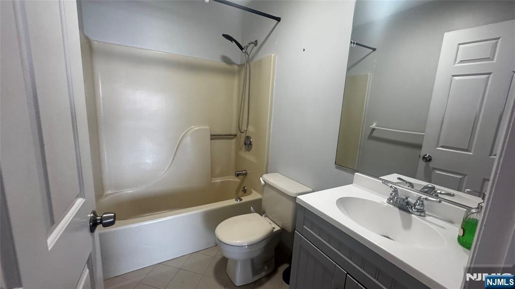 105 State Street, Unit 3E Hackensack, NJ 07601 - Photo 13 of 14