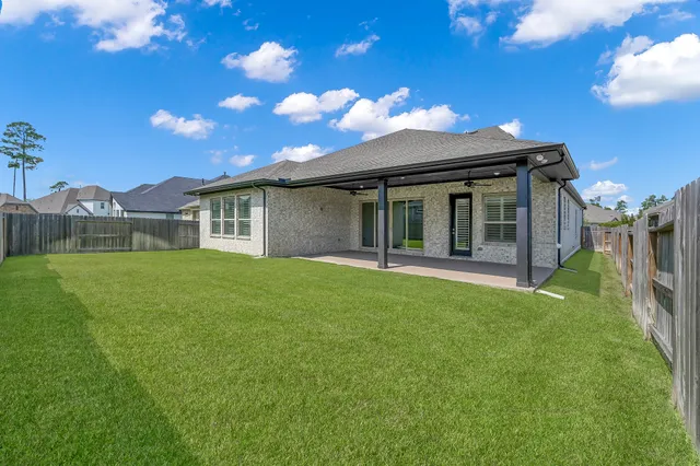 $520,000 | 32336 Noble Crk Drive, Conroe, TX 77385