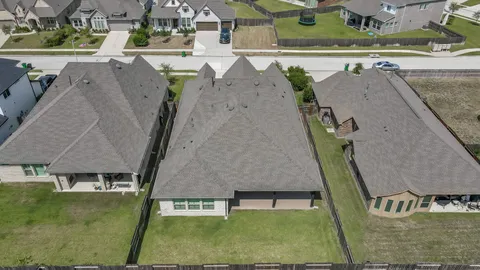 $520,000 | 32336 Noble Crk Drive, Conroe, TX 77385