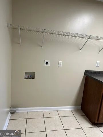 a view of walk in closet