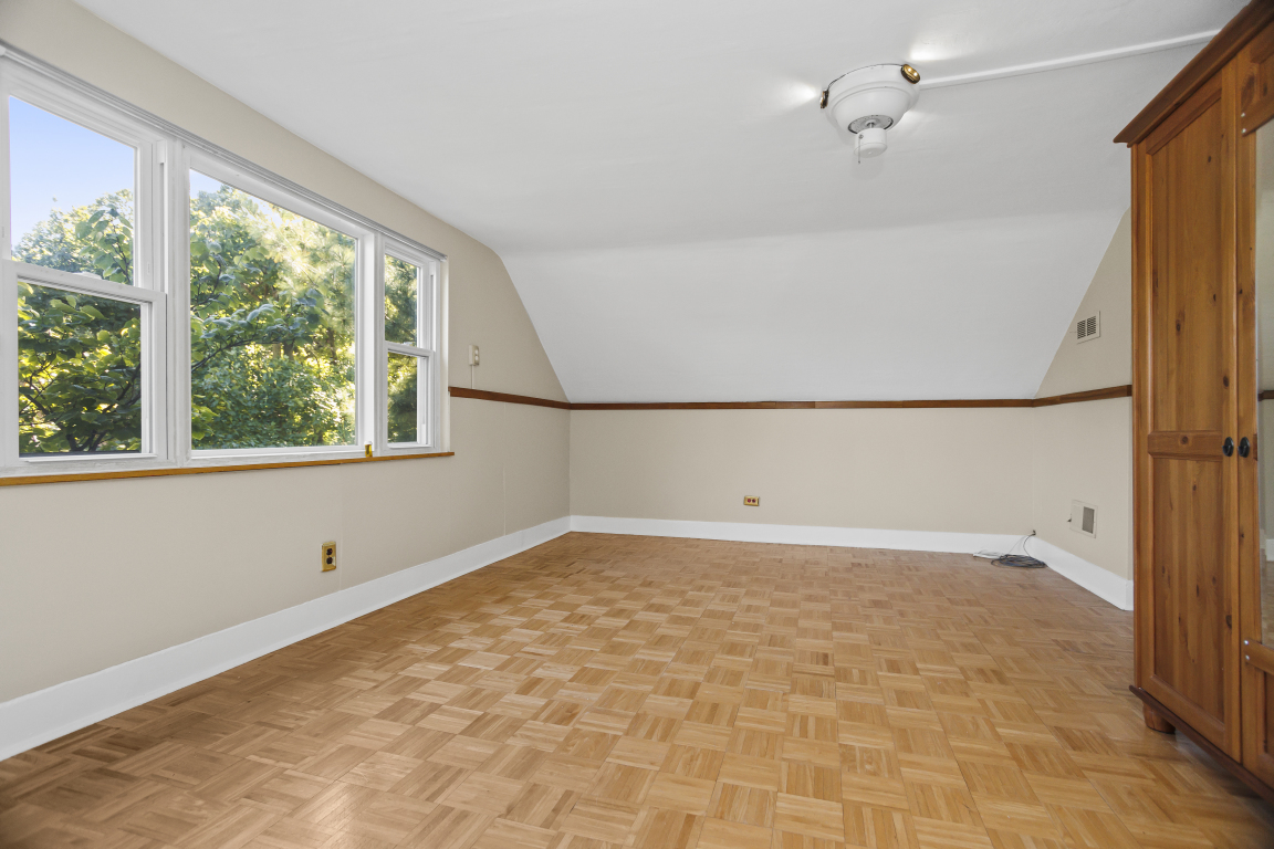 314 Custer Avenue Evanston, IL 60202 - Photo 22 of 32