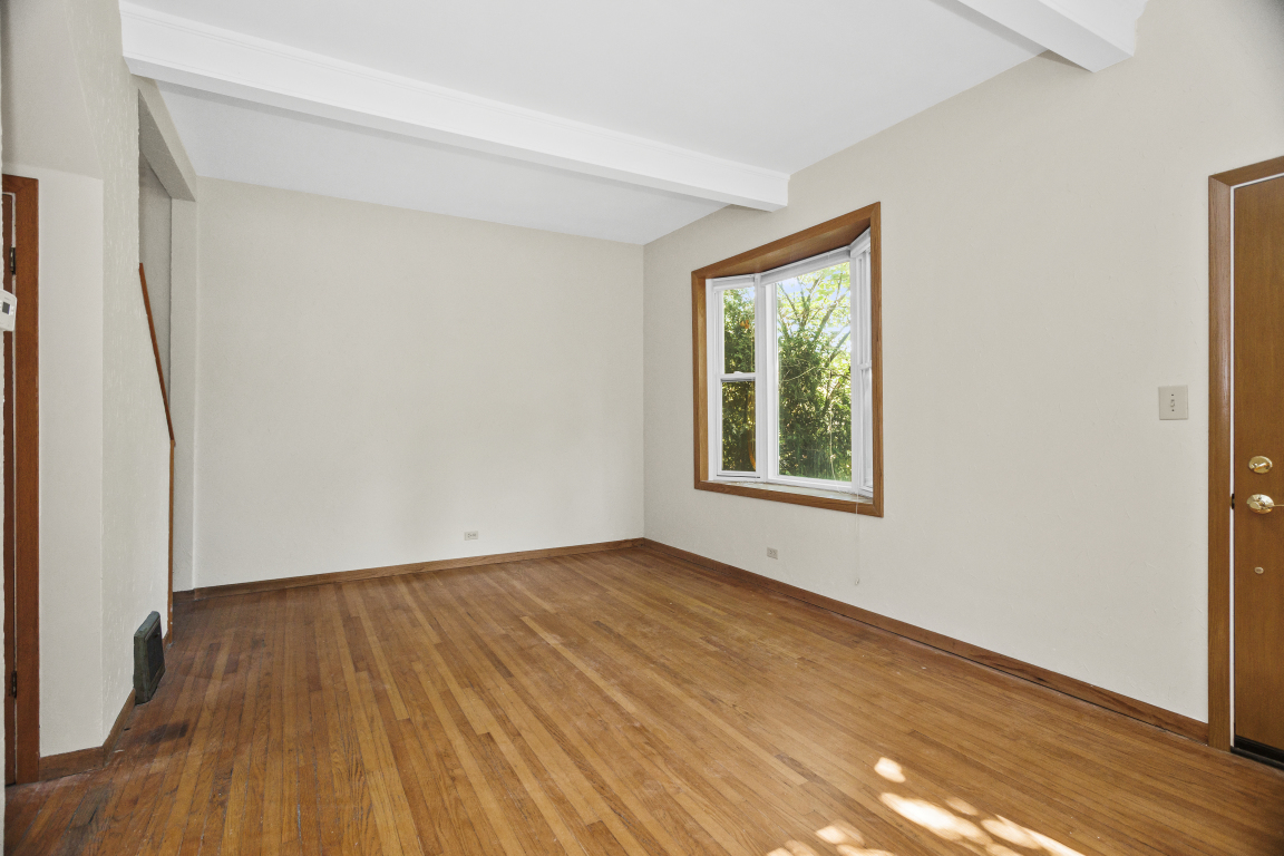 314 Custer Avenue Evanston, IL 60202 - Photo 4 of 32