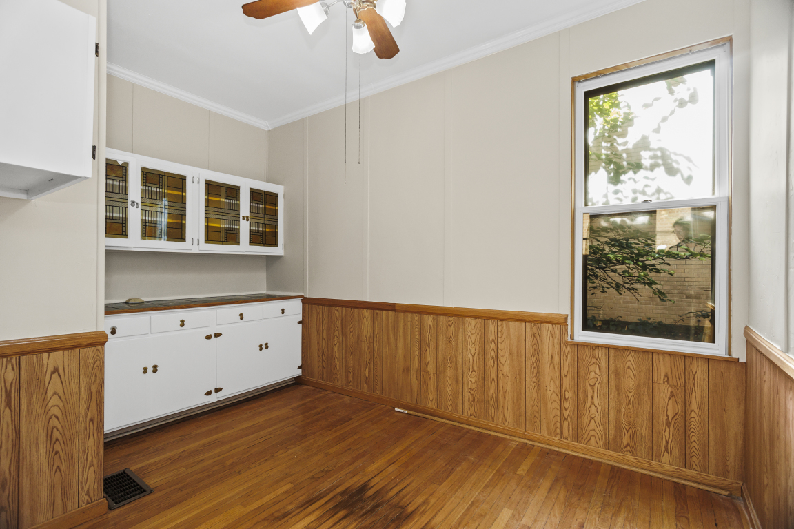 314 Custer Avenue Evanston, IL 60202 - Photo 6 of 32