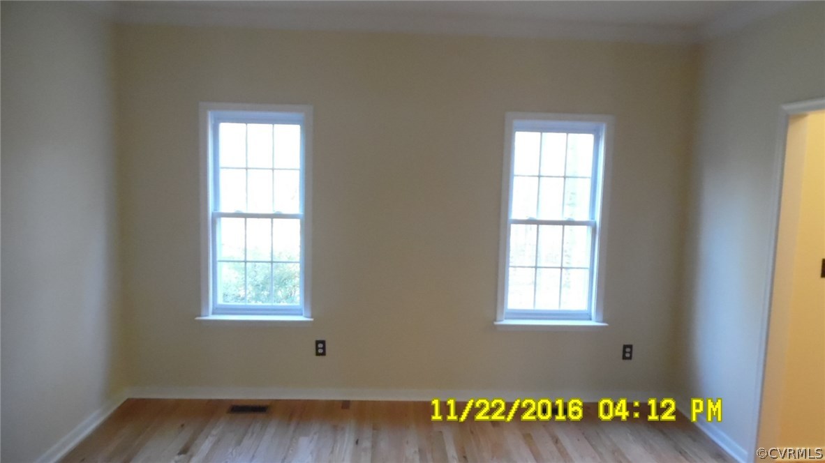 15263 Devonwood Road Montpelier, VA 23192 - Photo 8 of 35 Living Room