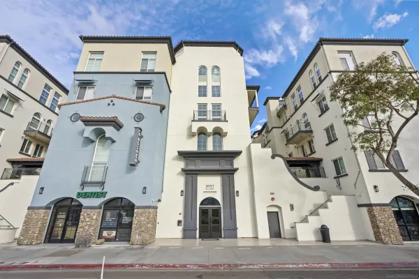 $3,895 | 3957 30th Street, Unit 320, San Diego, CA 92104