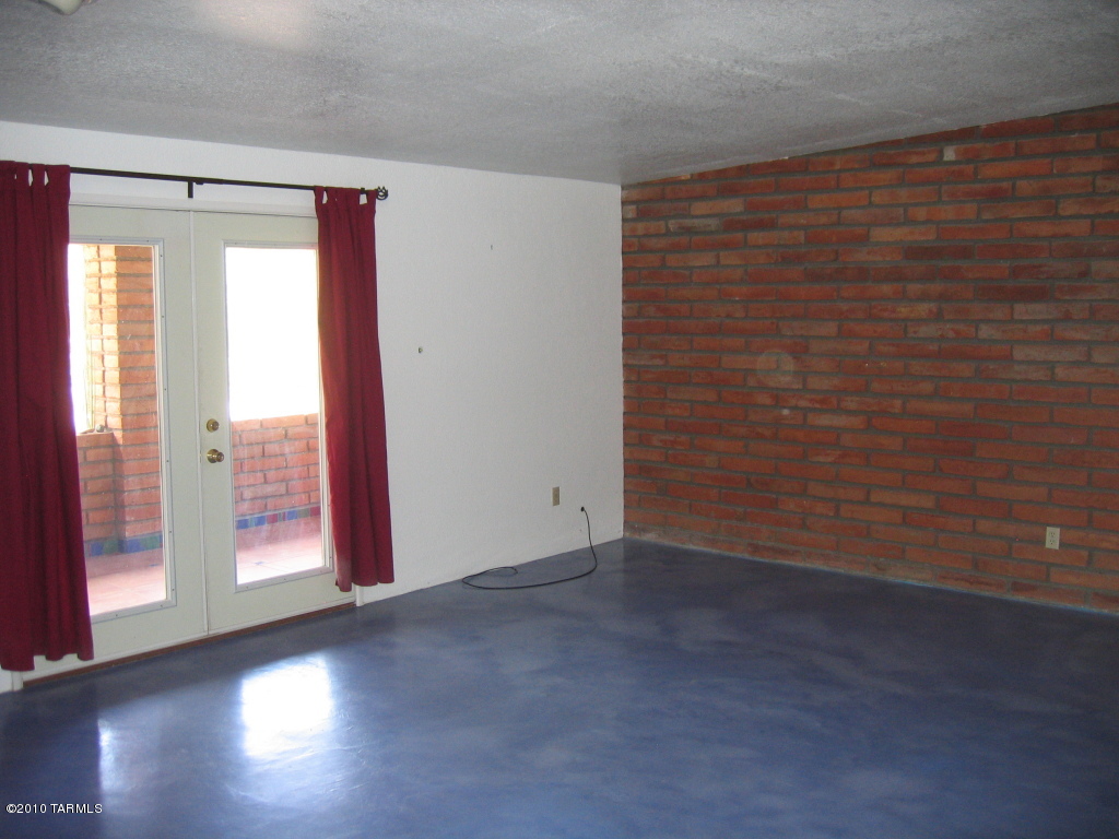 581 North Tanque Verde Loop Road Tucson, AZ 85748 - Photo 18 of 27 Gallery Image 18