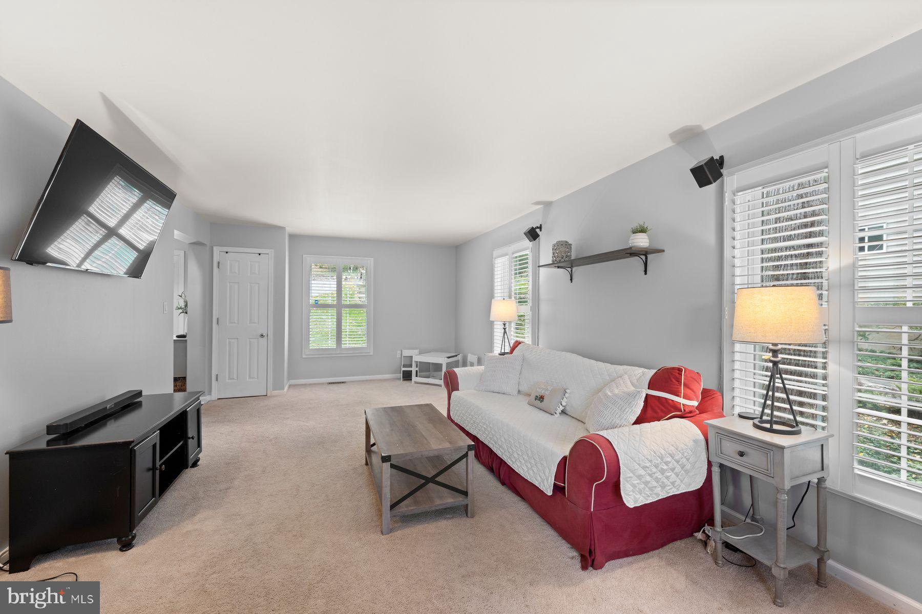 188 Arden Road Conshohocken, PA 19428 - Photo 15 of 39 a spacious bedroom with a bed and a window