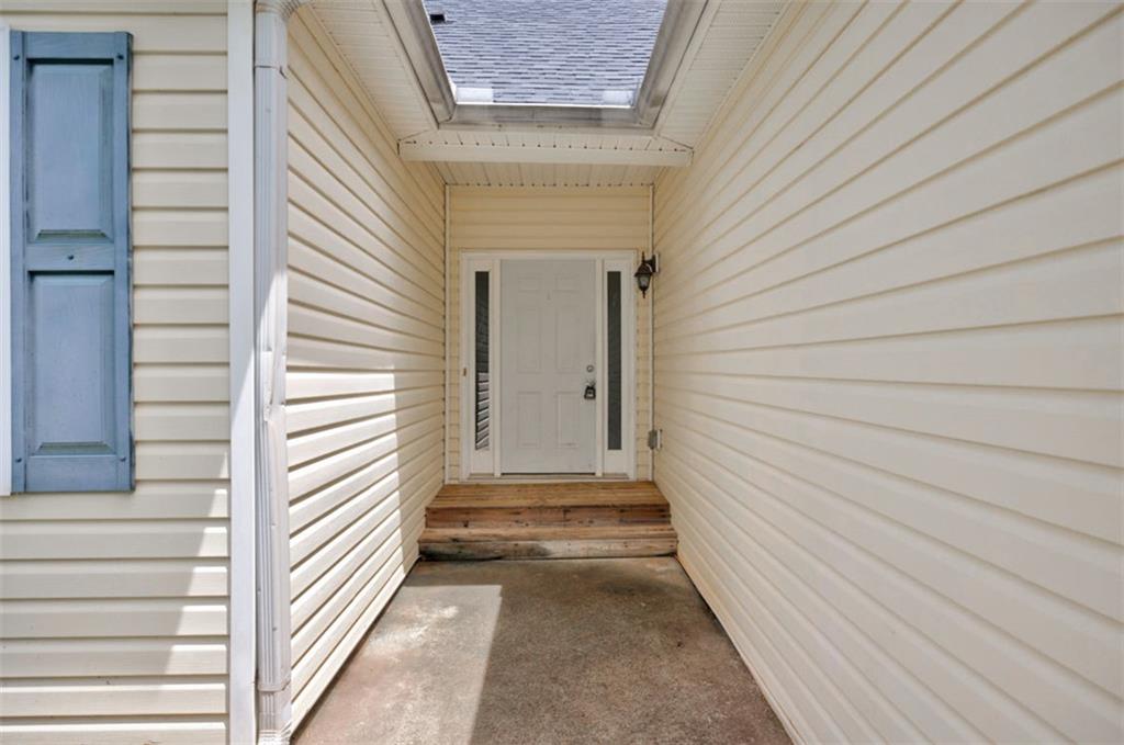 640 Gatewood Way Monroe, GA 30656 - Photo 5 of 37
