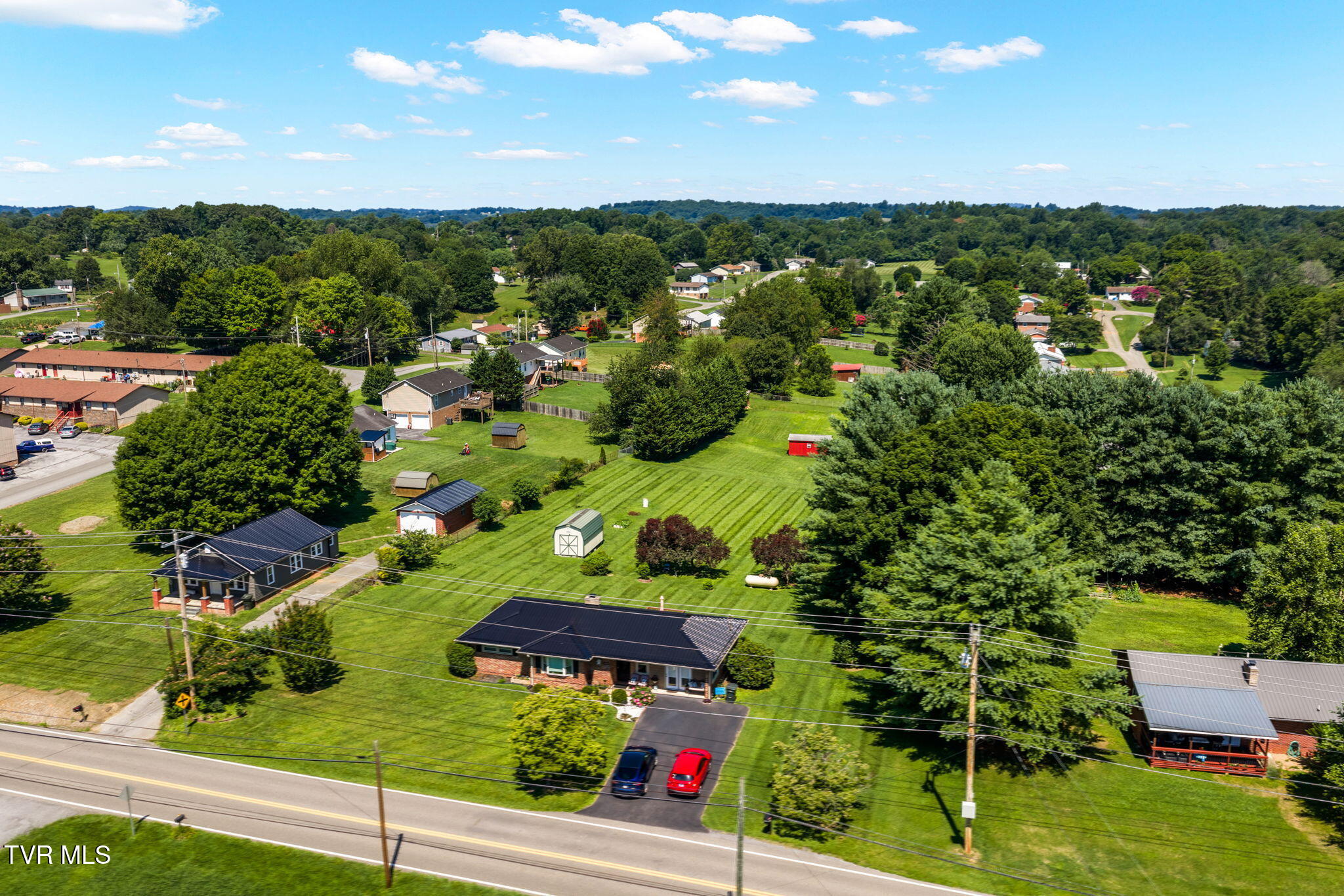 239 Gray Station Road Johnson City, TN 37615 - Photo 34 of 38 32-web-or-mls-1250 Secona Way-7
