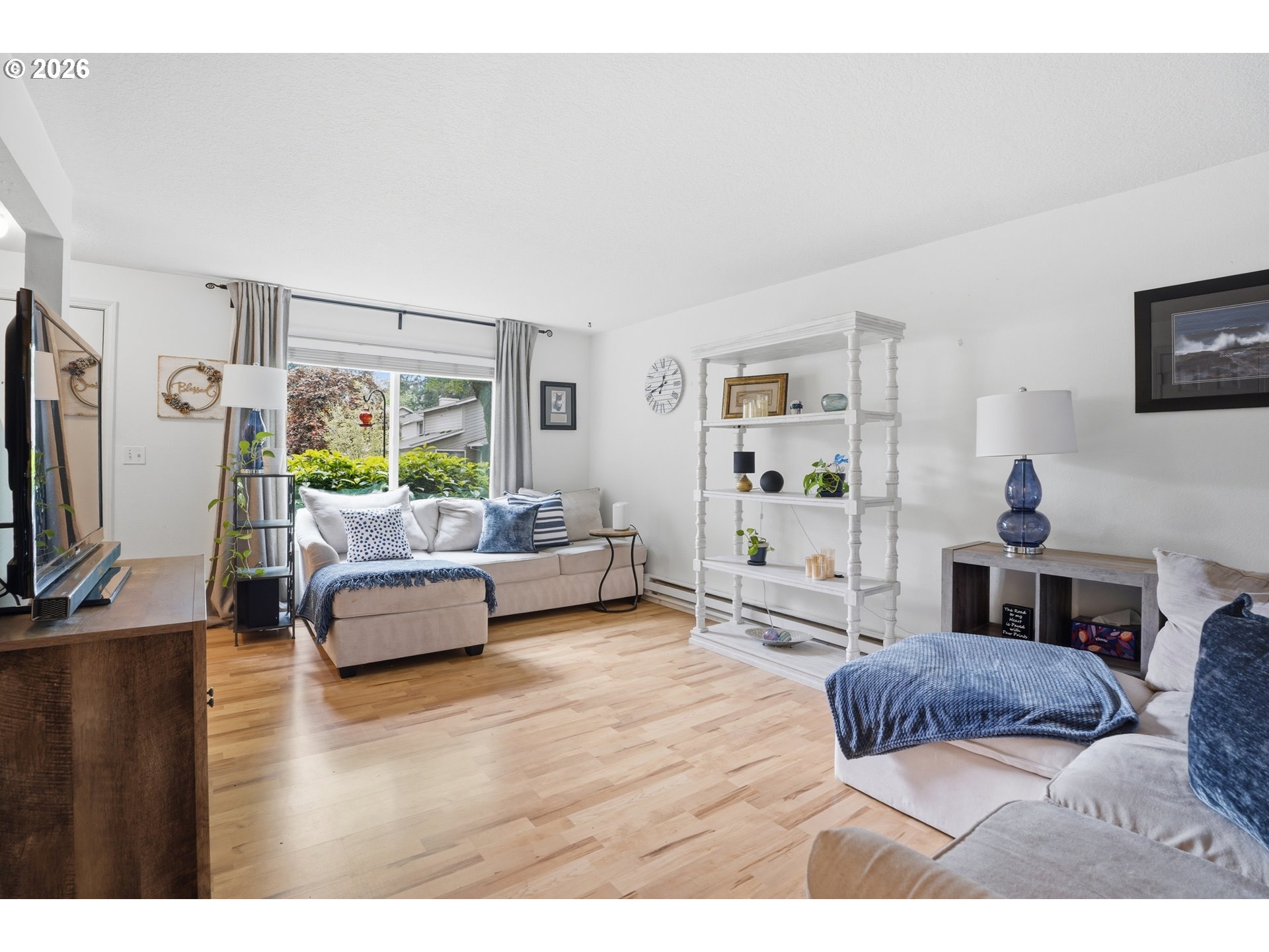 29640 Southwest Volley Street, Unit 40 Wilsonville, OR 97070 - Photo 2 of 24