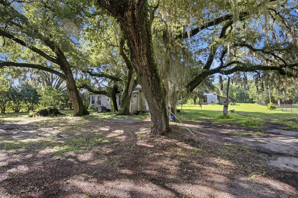 5701 Miley Road Plant City, FL 33565 - Photo 46 of 47 Gallery Image 46