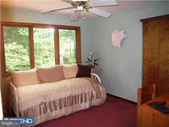 491 Kings Road Yardley, PA 19067 - Photo 11 of 12 Bedroom 4