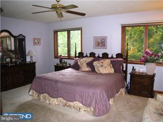 491 Kings Road Yardley, PA 19067 - Photo 7 of 12 Bedroom - Main